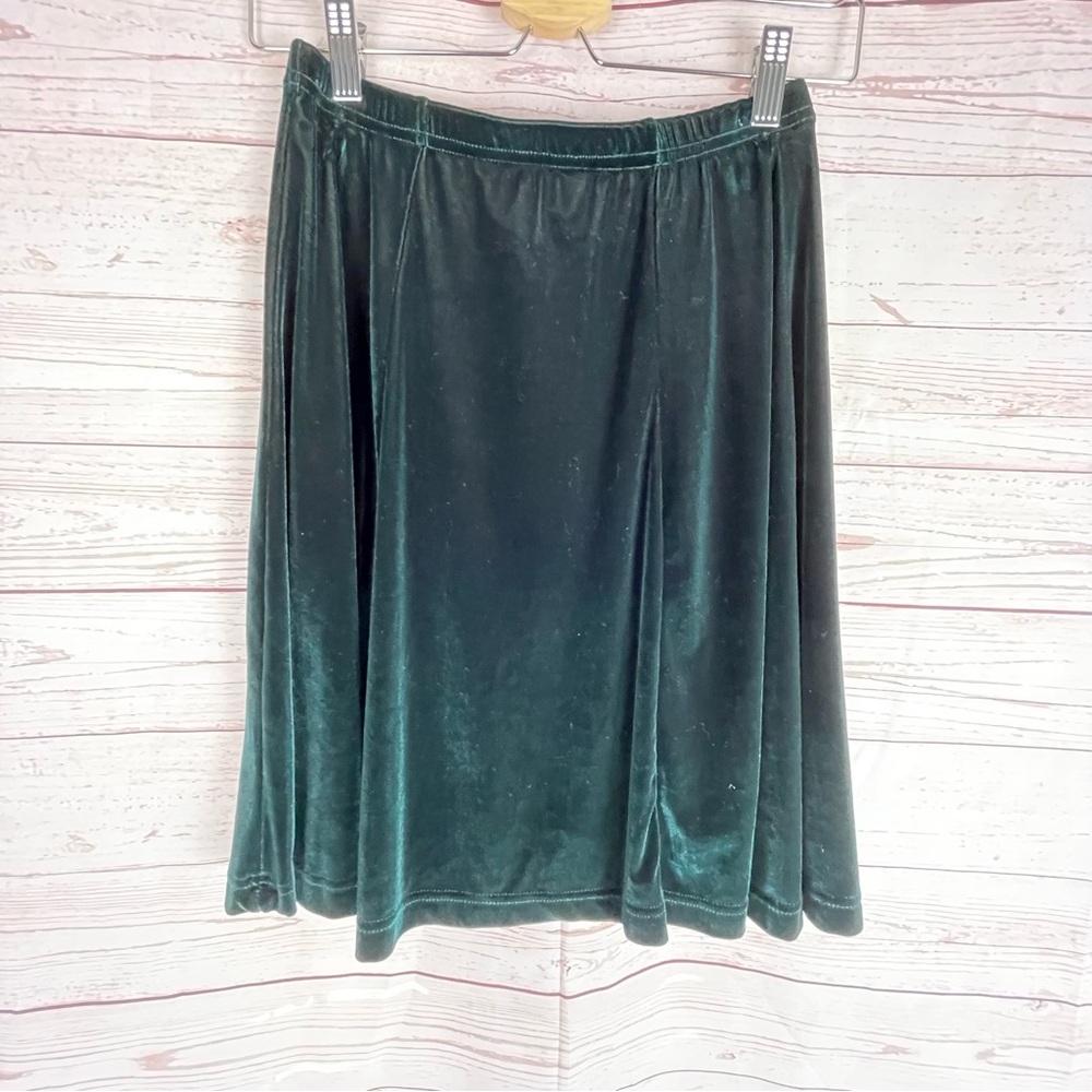 Karen Steven’s Green Velvet Mini Skirt Petite Sz 8 Boho Dark Academia Christmas